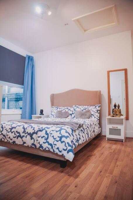 3 Bed Flat With Balcony Central London Exterior photo