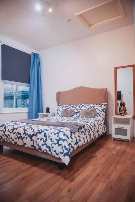 3 Bed Flat With Balcony Central London Exterior photo